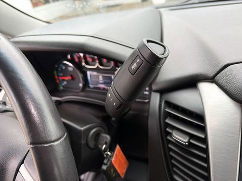 Used 2017 GMC Yukon SLE w/ SLE Value Package image 21