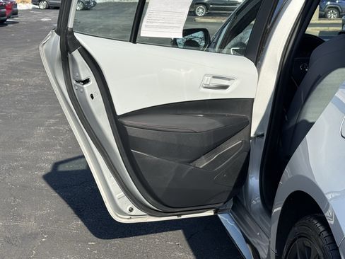 Used 2023 Toyota Corolla SE image 19