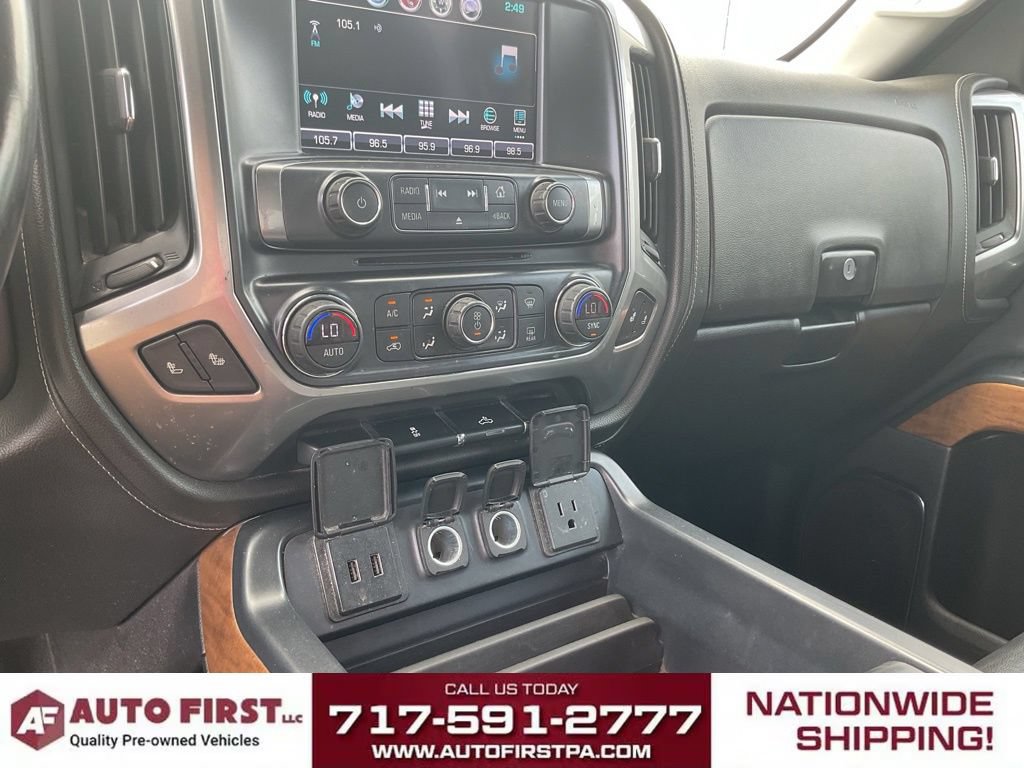 Used 2017 Chevrolet Silverado 1500 LTZ AWD/4WD image 35