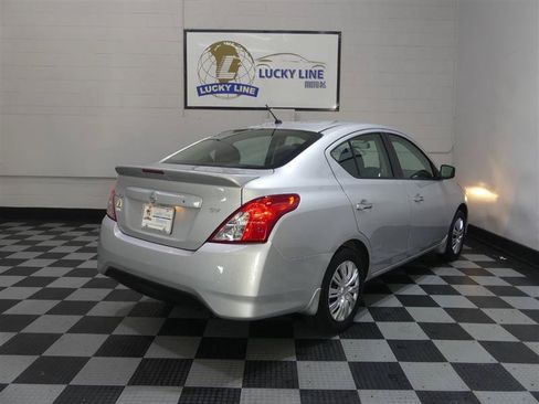 Used 2017 Nissan Versa SV FWD image 10