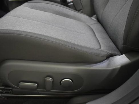 Used 2024 Hyundai Ioniq 5 SEL AWD/4WD image 12