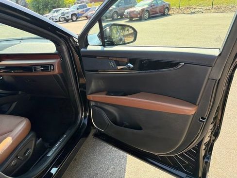 Used 2023 Lincoln Nautilus Reserve w/ Monochromatic Package AWD/4WD image 24