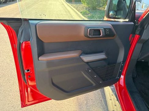 Used 2023 Ford Bronco Outer Banks AWD/4WD image 8