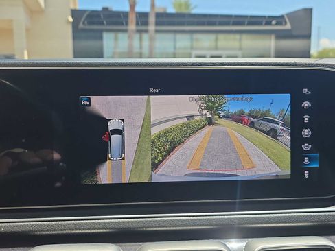Used 2020 Mercedes-Benz GLS 450 4MATIC image 18