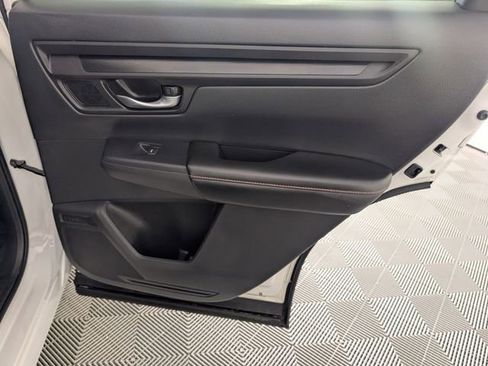 Used 2025 Honda CR-V Sport-L image 32