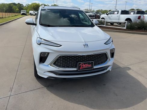 New 2026 Buick Encore GX Avenir w/ Avenir Technology Package FWD image 4
