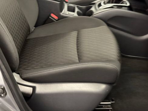 Used 2020 Nissan Rogue S w/ Special Edition Package AWD/4WD image 11