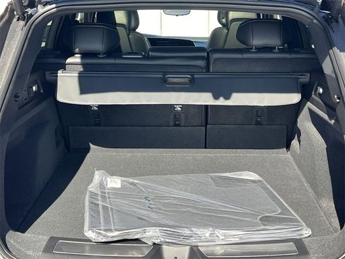 New 2026 Cadillac Lyriq V image 30