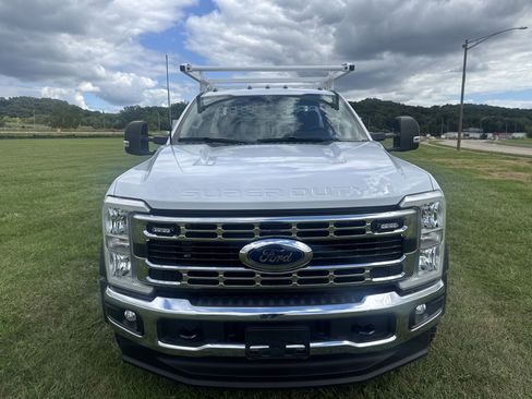 New 2025 Ford F450 XL image 10