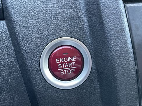 Used 2017 Honda Fit EX image 19