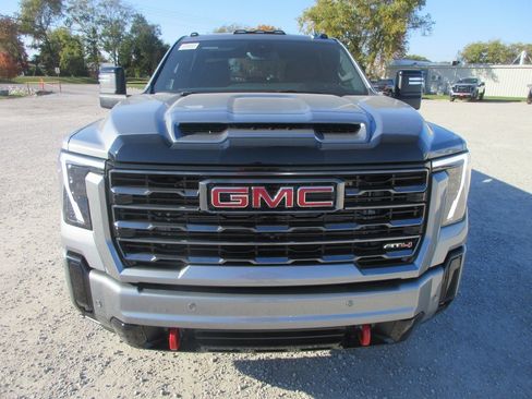 New 2026 GMC Sierra 3500 AT4 image 12