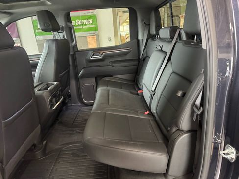 Certified 2025 GMC Sierra 1500 SLT w/ SLT Premium Plus Package image 11