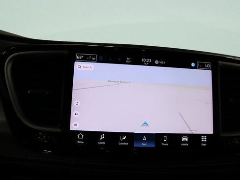 Used 2025 Chrysler Pacifica Limited FWD image 13