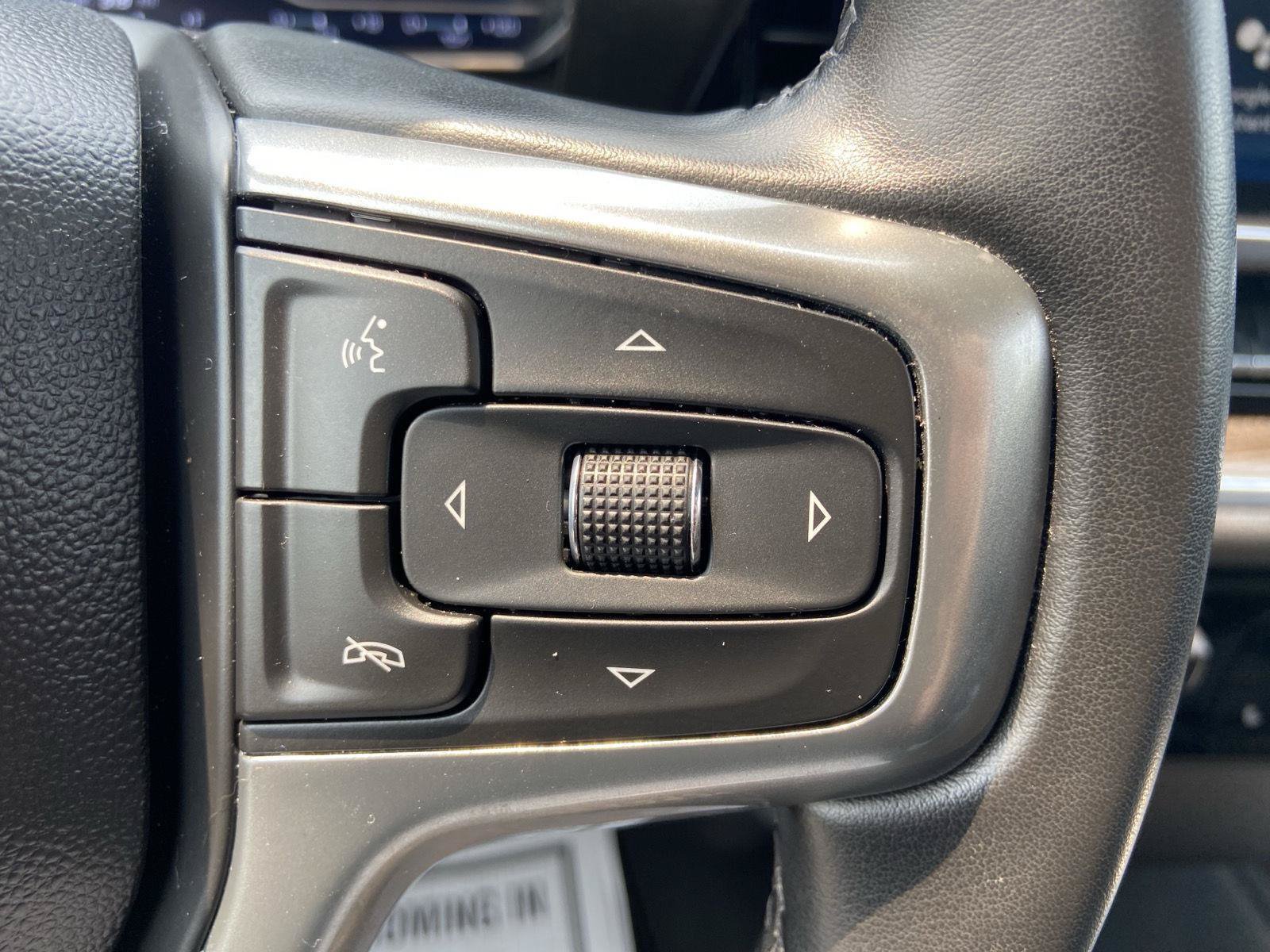 Used 2023 Chevrolet Silverado 1500 RST AWD/4WD image 30