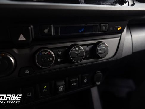 Used 2022 Toyota Tacoma TRD Pro image 36