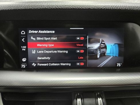 Used 2022 Alfa Romeo Stelvio Veloce image 26