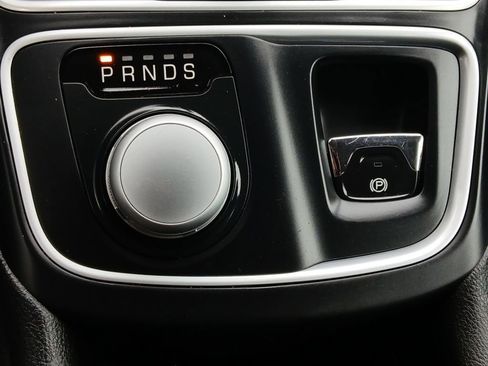 Used 2015 Chrysler 200 C w/ Navigation & Sound Group I AWD/4WD image 10