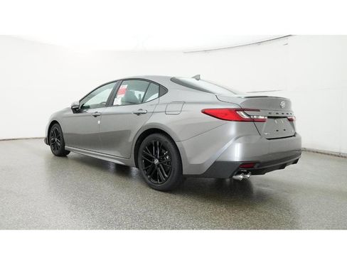 New 2026 Toyota Camry SE image 21