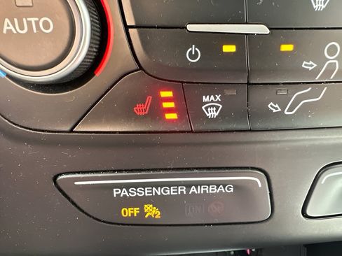 Used 2018 Ford Escape SE AWD/4WD image 23