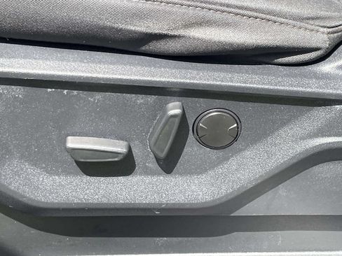 Used 2022 Ford F150 XLT w/ Equipment Group 302A High AWD/4WD image 16
