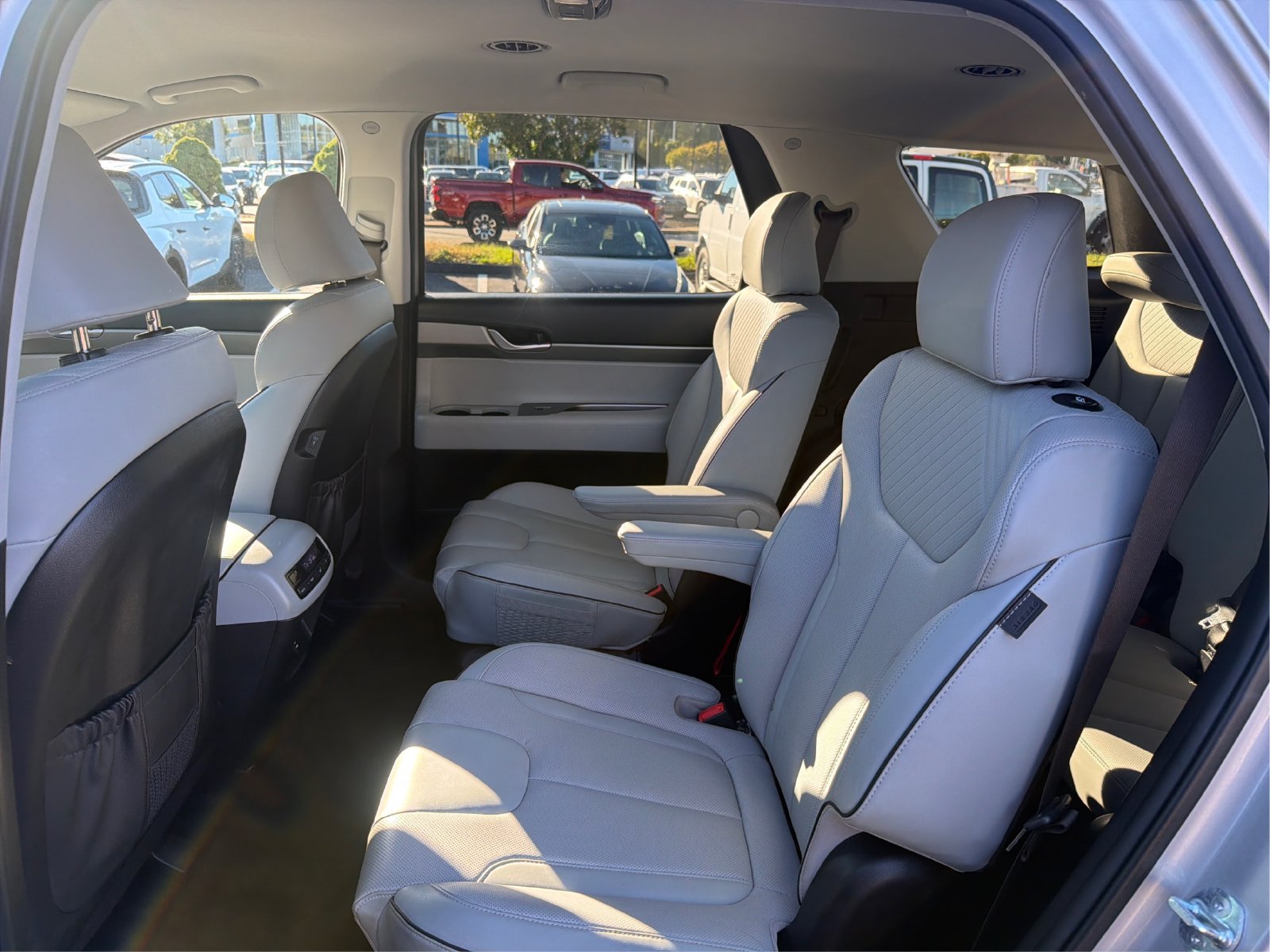 Used 2024 Hyundai Palisade SEL AWD/4WD image 10