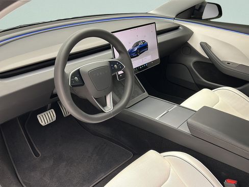 Used 2024 Tesla Model 3 Performance AWD/4WD image 12