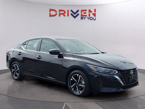 Used 2024 Nissan Sentra SV FWD image 7