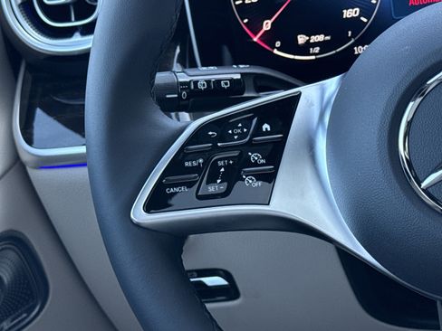 Certified 2026 Mercedes-Benz GLC 300 4MATIC image 30
