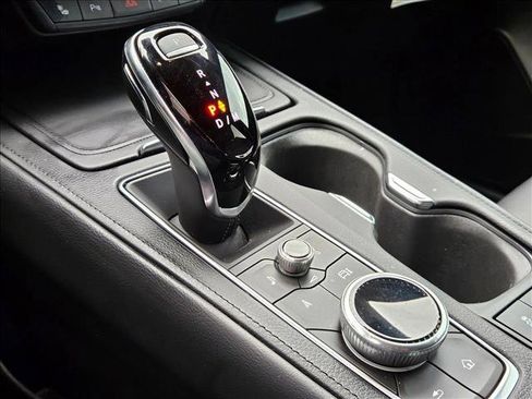 Used 2024 Cadillac XT4 Luxury w/ Cold Weather Package image 10