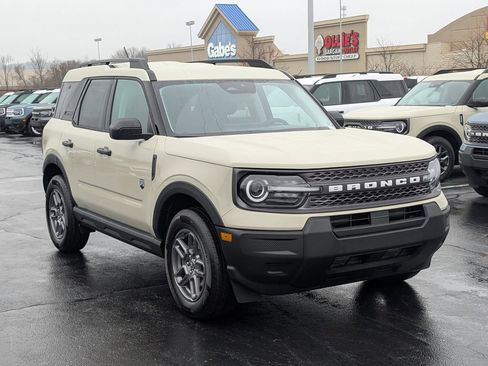 New 2025 Ford Bronco Sport Big Bend image 2