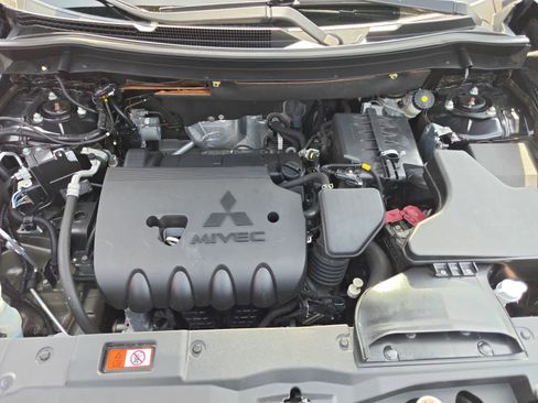 Used 2020 Mitsubishi Outlander SEL FWD image 21