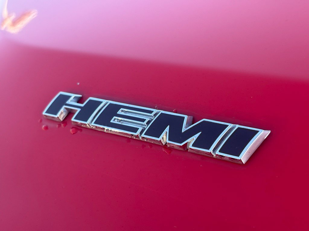 Used 2013 Dodge Challenger R/T RWD image 8