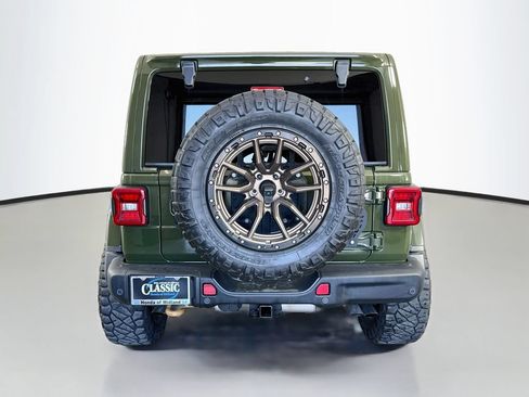 Used 2021 Jeep Wrangler Unlimited Rubicon w/ Trailer Tow Package AWD/4WD image 6