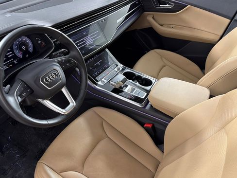 Used 2023 Audi Q8 Premium Plus AWD/4WD image 9