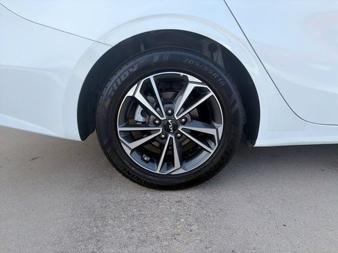 Used 2024 Kia Forte LXS FWD image 33