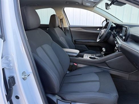 Used 2022 Kia K5 LXS image 28