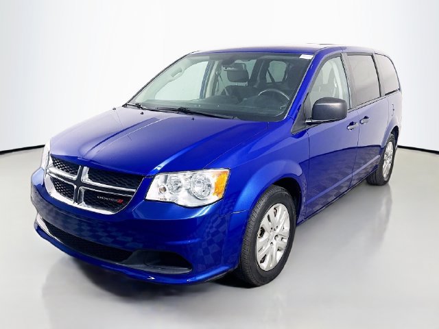 Used 2019 Dodge Grand Caravan SE FWD image 4