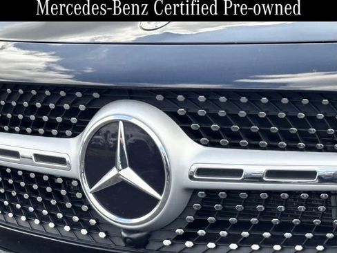 Used 2022 Mercedes-Benz GLB 250 4MATIC image 7