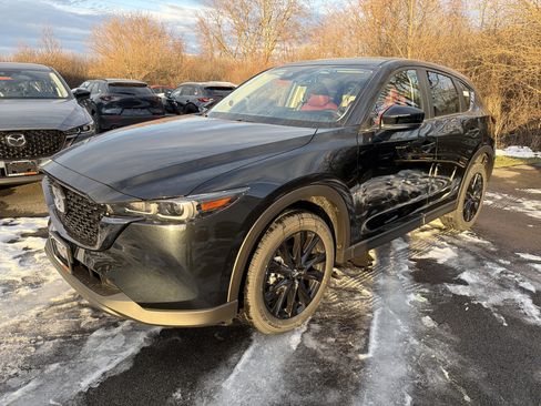 New 2025 MAZDA CX-5 Carbon Edition image 4