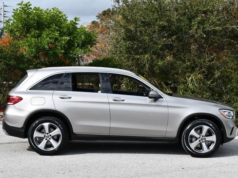 Used 2022 Mercedes-Benz GLC 300 image 34