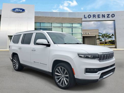 Used 2022 Jeep Grand Wagoneer Series II w/ Convenience Group III image 3