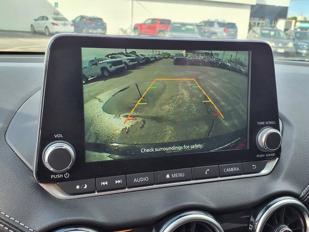Used 2025 Nissan Sentra SV w/ All-Weather Package FWD image 9