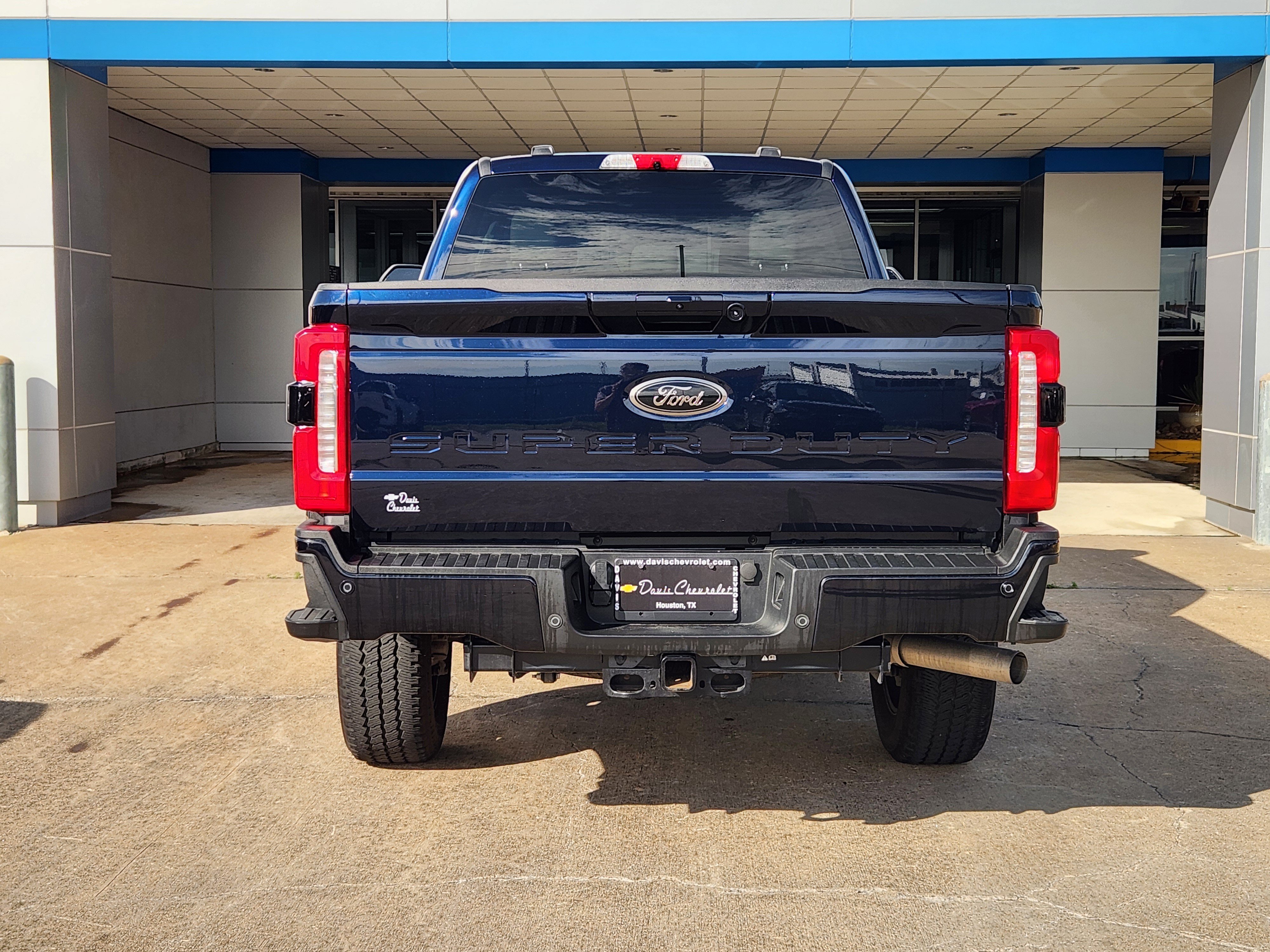 Used 2025 Ford F350 XLT w/ Black Appearance Package AWD/4WD image 7