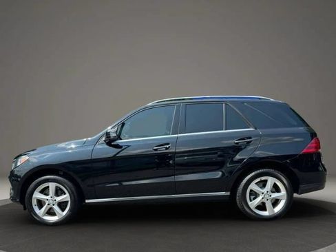 Used 2016 Mercedes-Benz GLE 350 w/ Premium Package image 2
