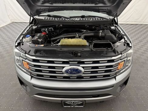 Used 2020 Ford Expedition XLT w/ Equipment Group 201A AWD/4WD image 26