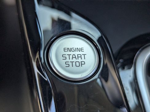 Certified 2024 Kia Soul EX image 31