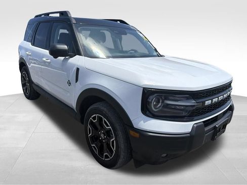 Used 2025 Ford Bronco Sport Outer Banks w/ Outer Banks Tech Package+ AWD/4WD image 22