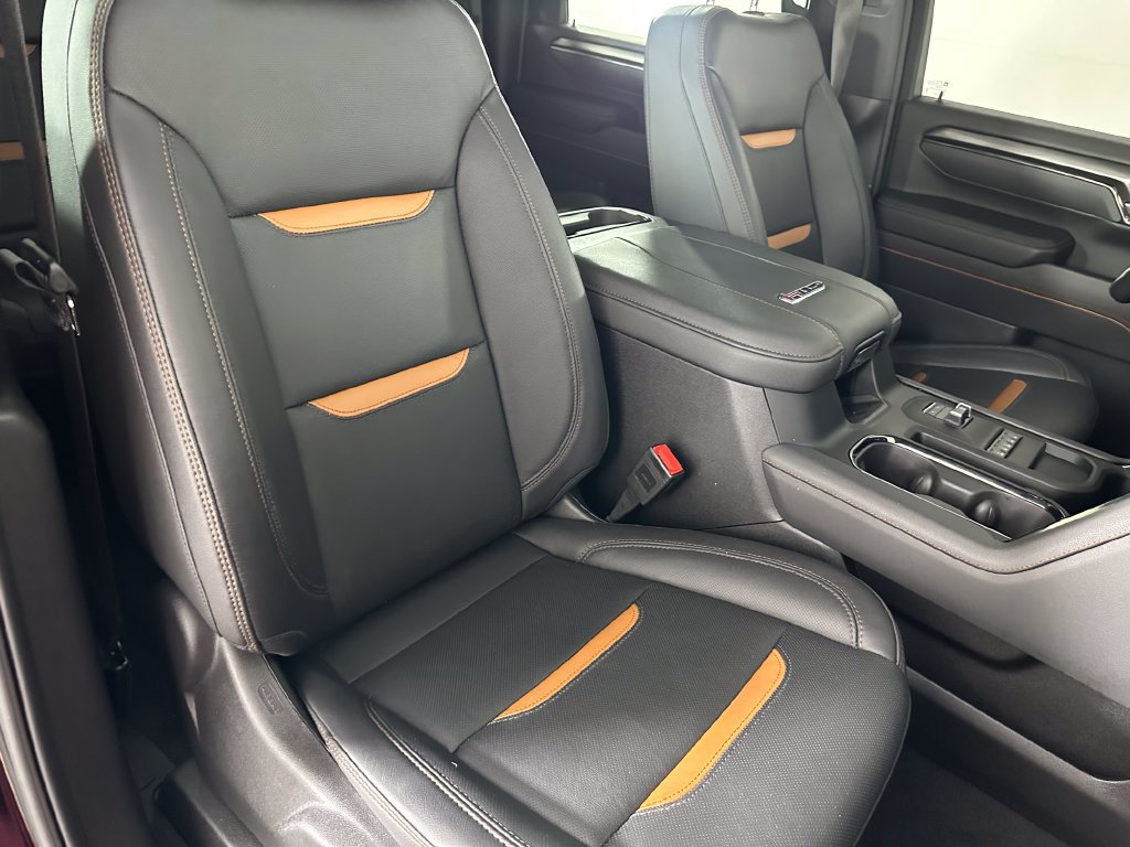 Used 2025 GMC Sierra 2500 AT4 w/ AT4 Premium Plus Package AWD/4WD image 32