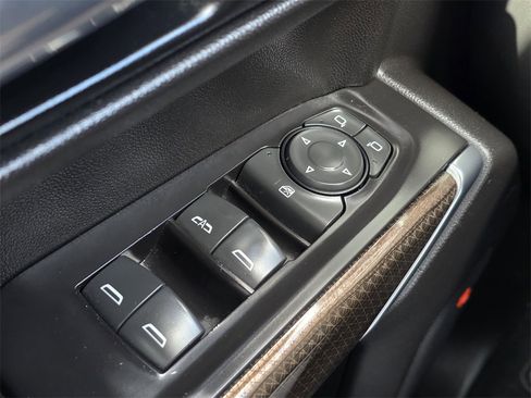 Used 2019 Chevrolet Silverado 1500 LT w/ Texas Edition image 23