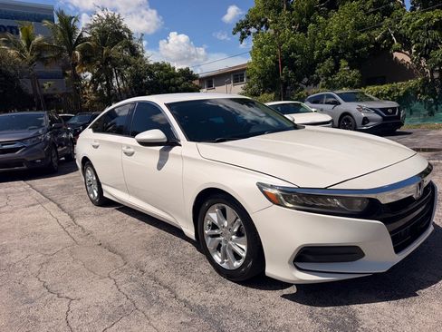 Used 2018 Honda Accord LX image 7